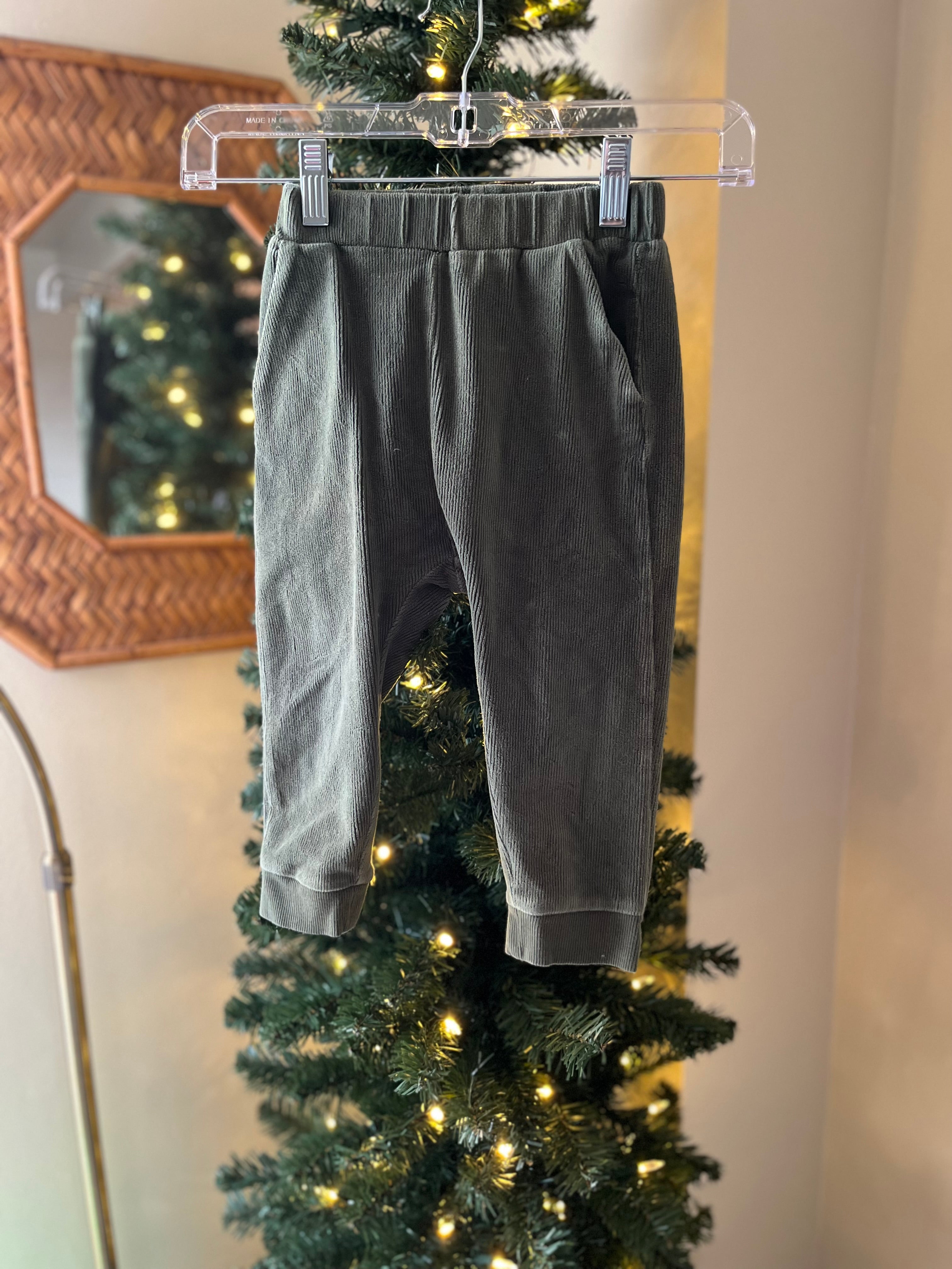 H&M || Green Corduroy Pant || 12-18m