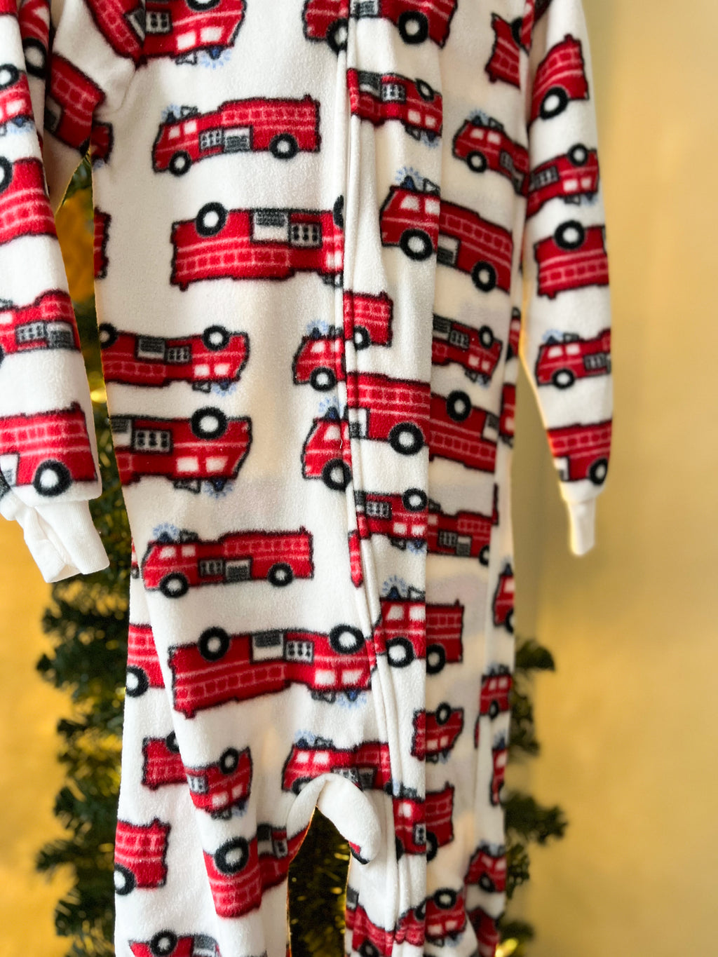 George || Firetruck Fleece Pjs || 5Y