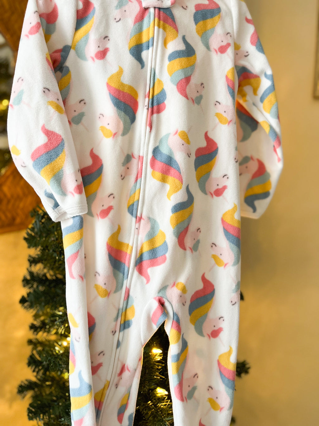Carters || Rainbow’s Unicorn Fleece Pjs || 3T