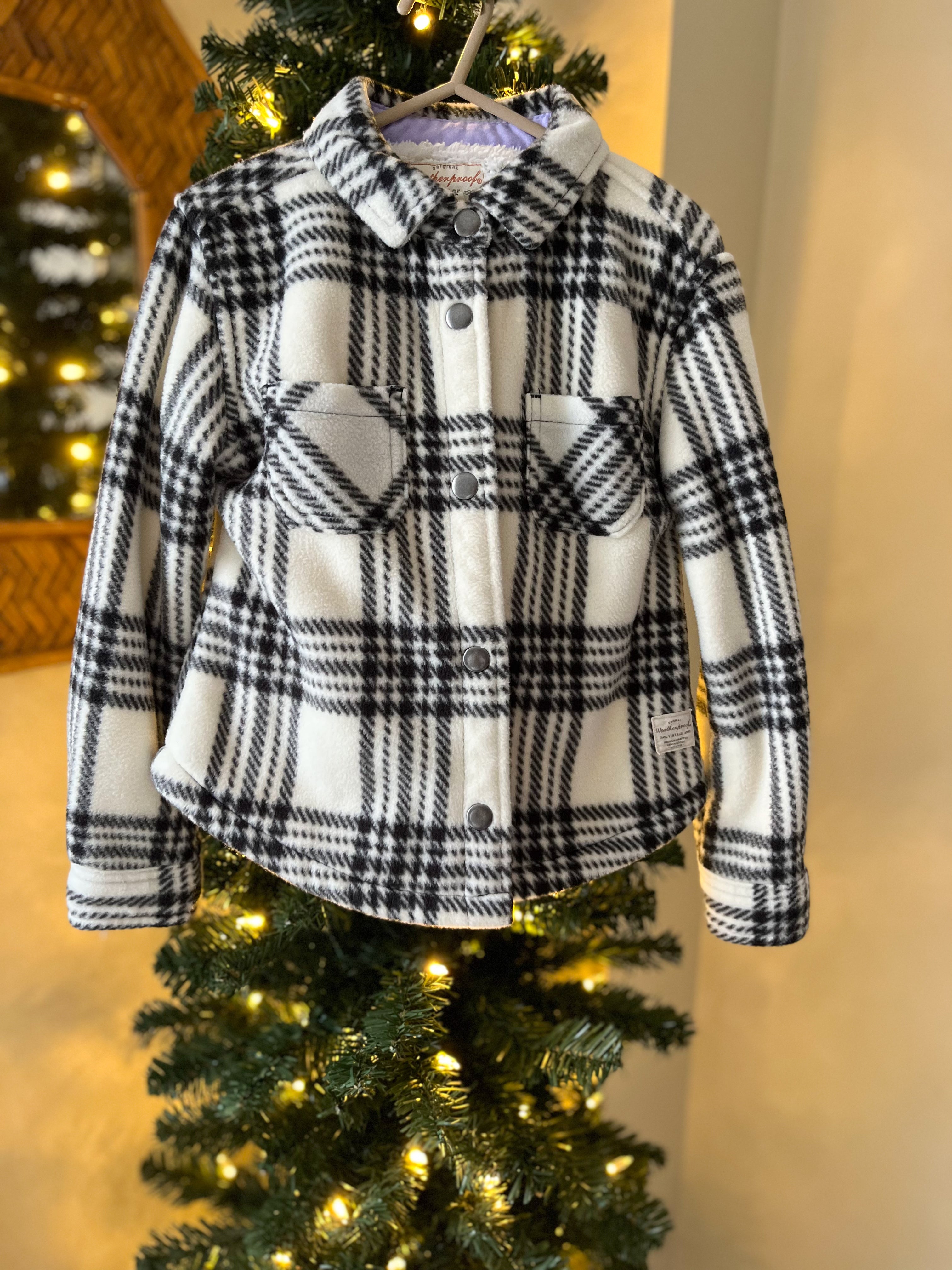 Weatherproof Vintage || Soft White and Black Plaid || 5-6Y