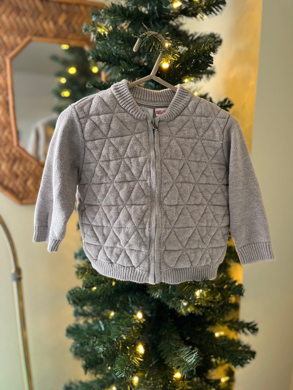 Zara || Beige Sweater Jacket || 12-18m