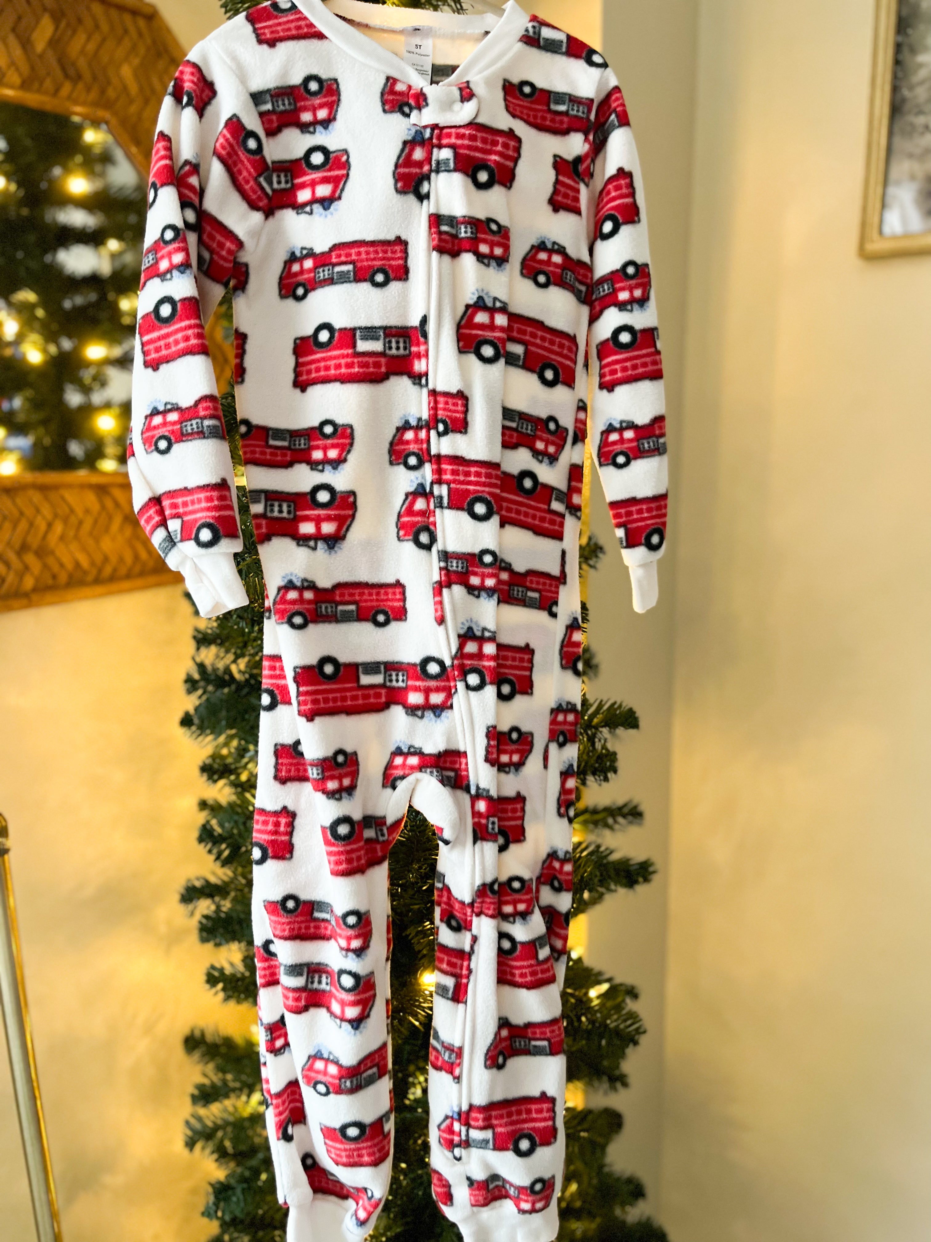 George || Firetruck Fleece Pjs || 5Y