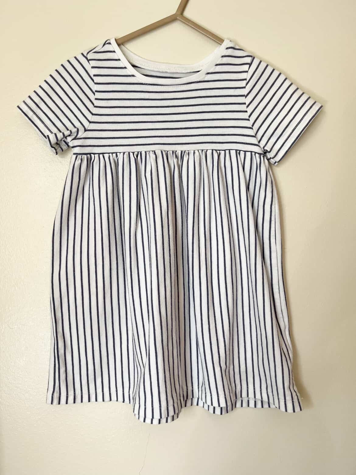 Old Navy || Stripe Dress || 18-24m